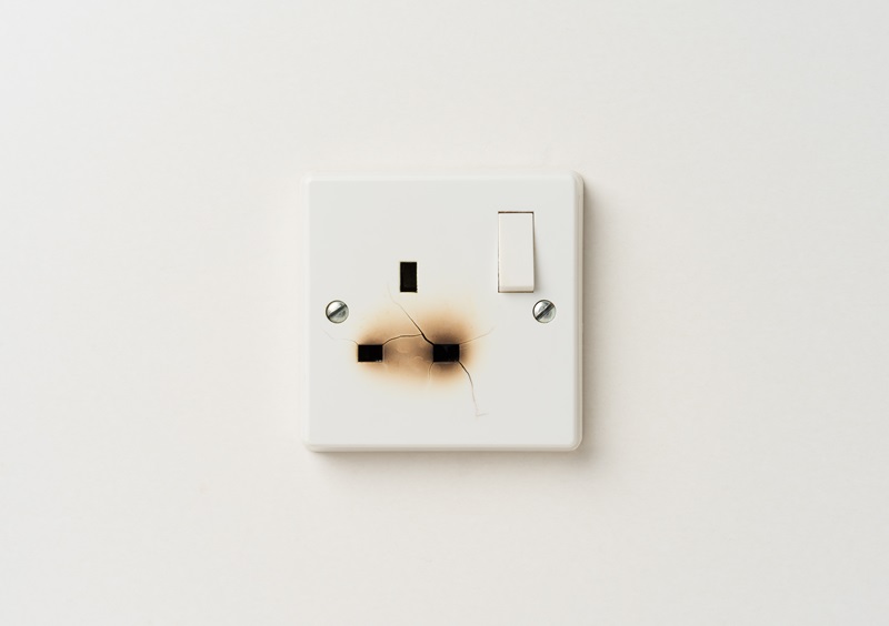 How to Spot Electrical Problems in Your Home